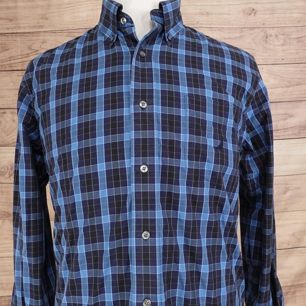 Nautica Shirt Mens Large Blue Plaid Long Sleeve Button‎ Down Slim Fit Casual